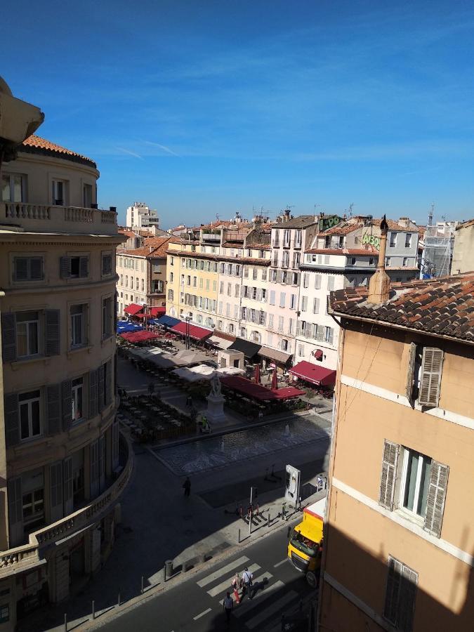 Apartamento Duplex vieux port - mesures sanitaires supplémentaires Marsella Exterior foto