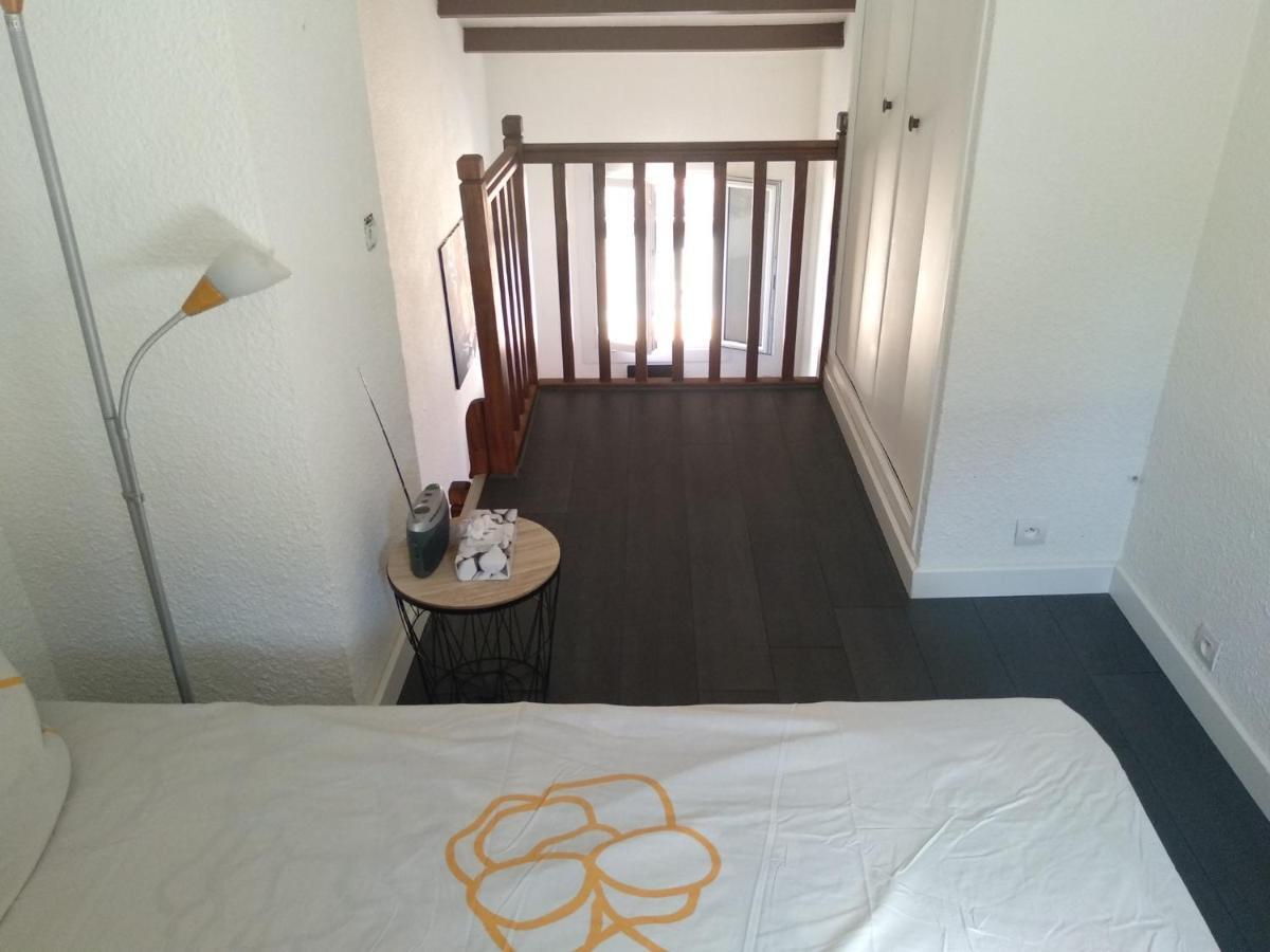 Apartamento Duplex vieux port - mesures sanitaires supplémentaires Marsella Exterior foto