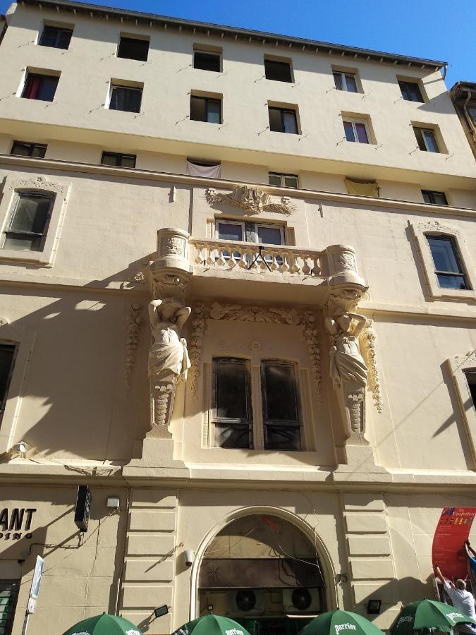 Apartamento Duplex vieux port - mesures sanitaires supplémentaires Marsella Exterior foto